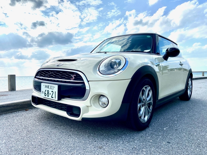 MINIクーパー3ドア タイプF(F56) ボディーカラー:ホワイト【S1WF】画像